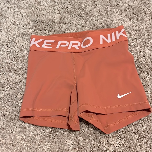 Nike Pants - Nike, XS/S, peachy color